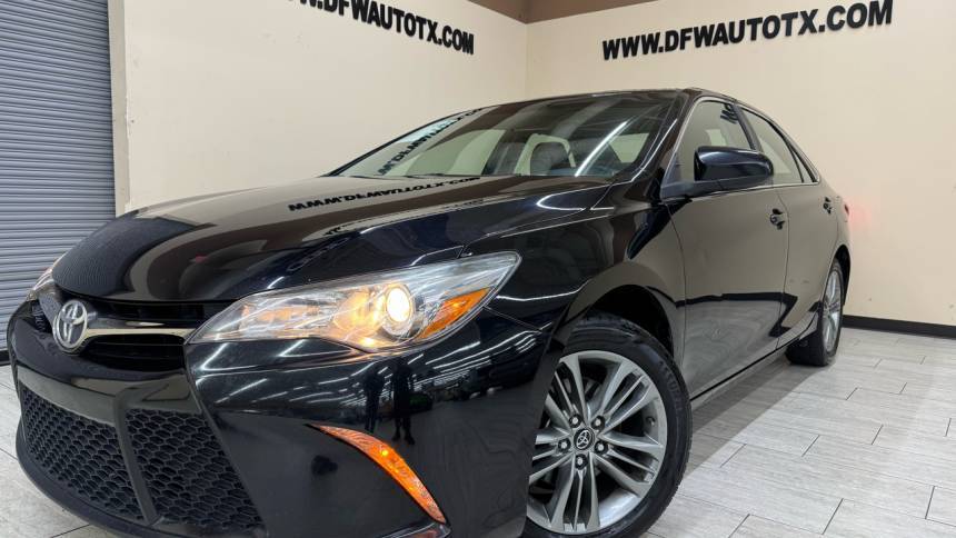 2017 Toyota Camry SE — Sedan — 131,831 mi — Fort Worth, TX