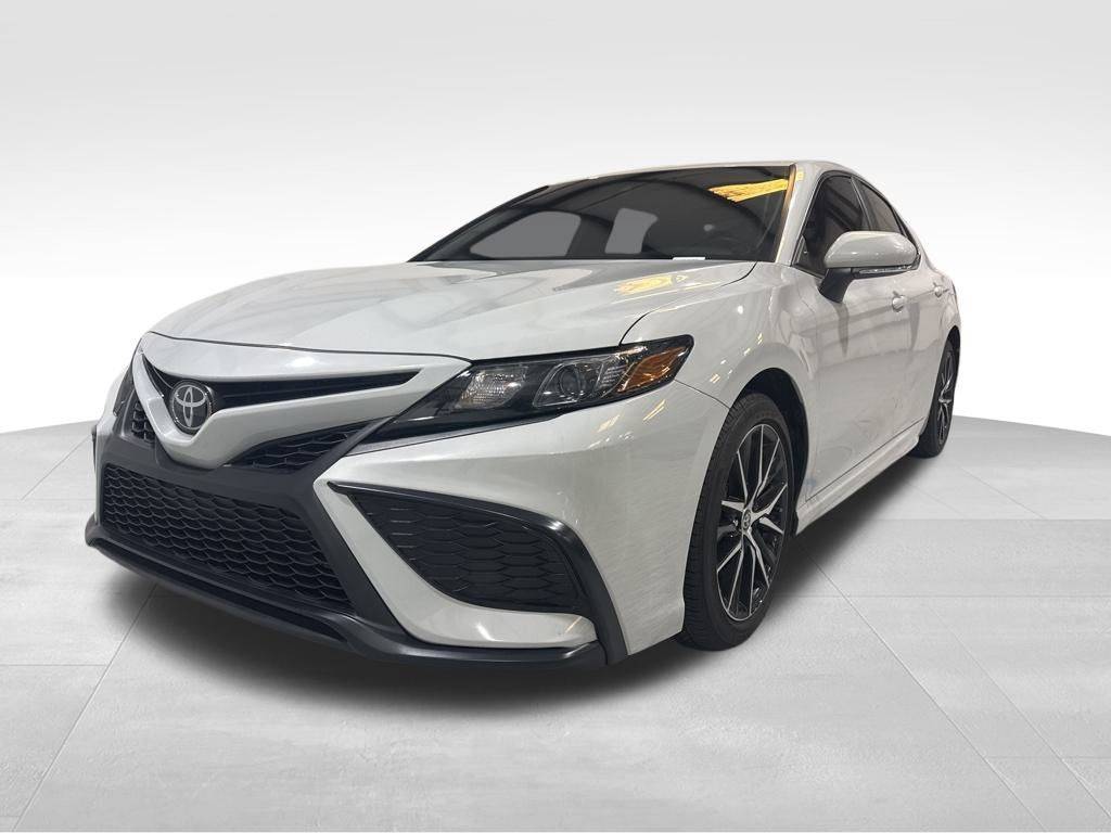 2024 Toyota Camry SE — Sedan — 16,729 mi — Roswell, GA