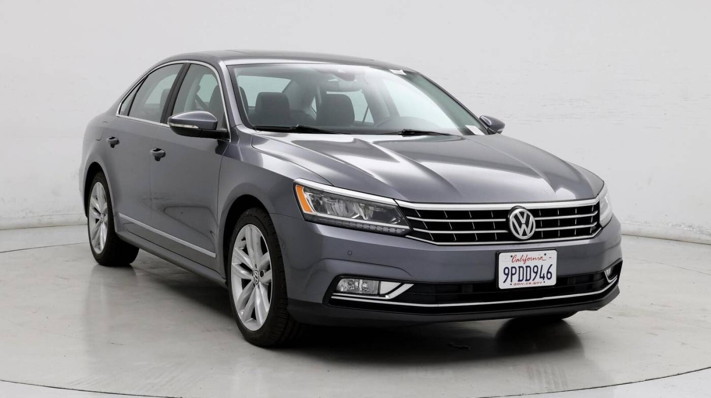 2018 Volkswagen Passat 2.0T SEL Premium — Sedan — 84,541 mi — Visalia, CA