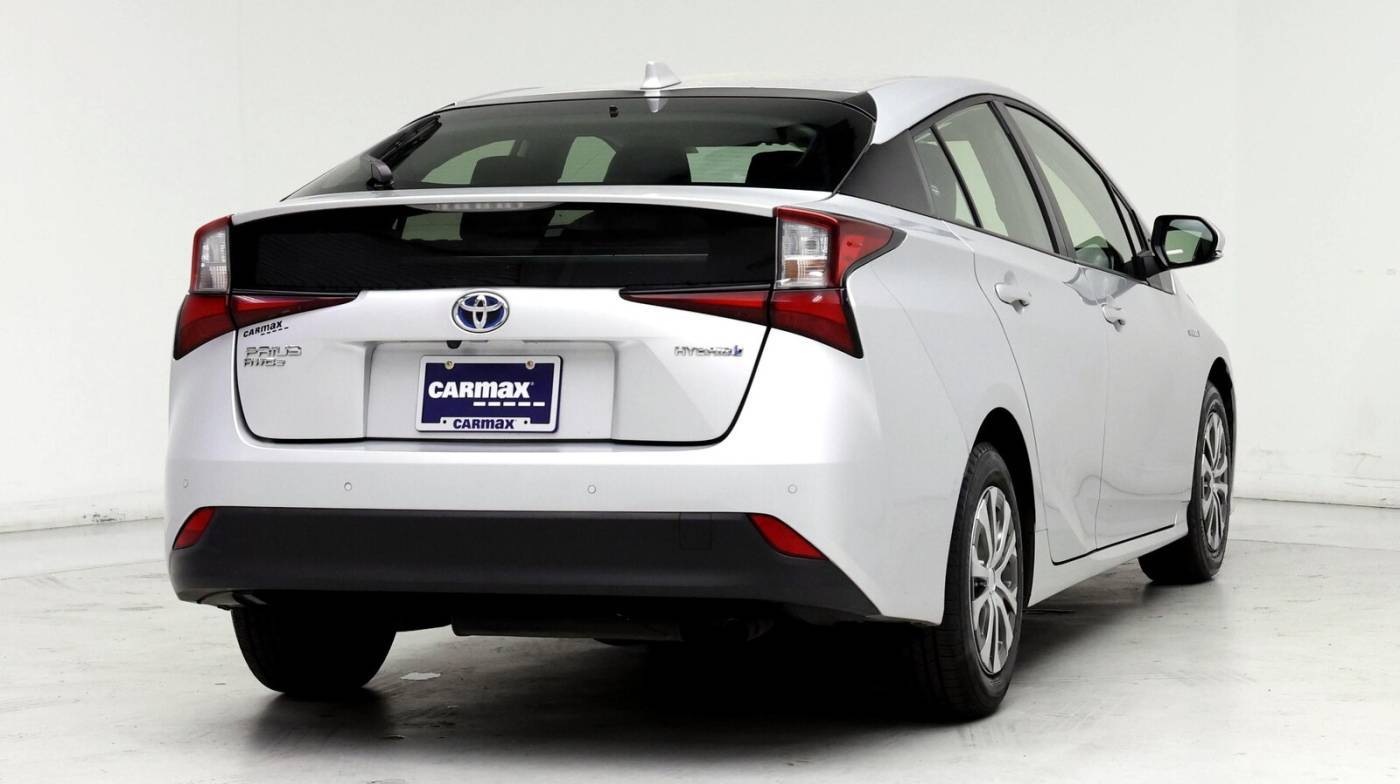 2021 Toyota Prius LE — Hatchback — 102,345 mi — Visalia, CA
