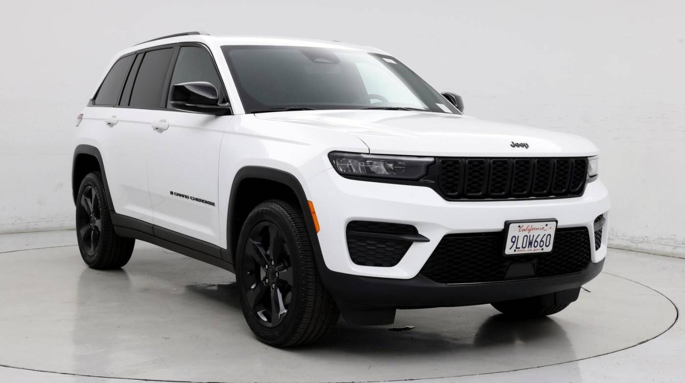 2023 Jeep Grand Cherokee Altitude — SUV — 5,381 mi — Visalia, CA
