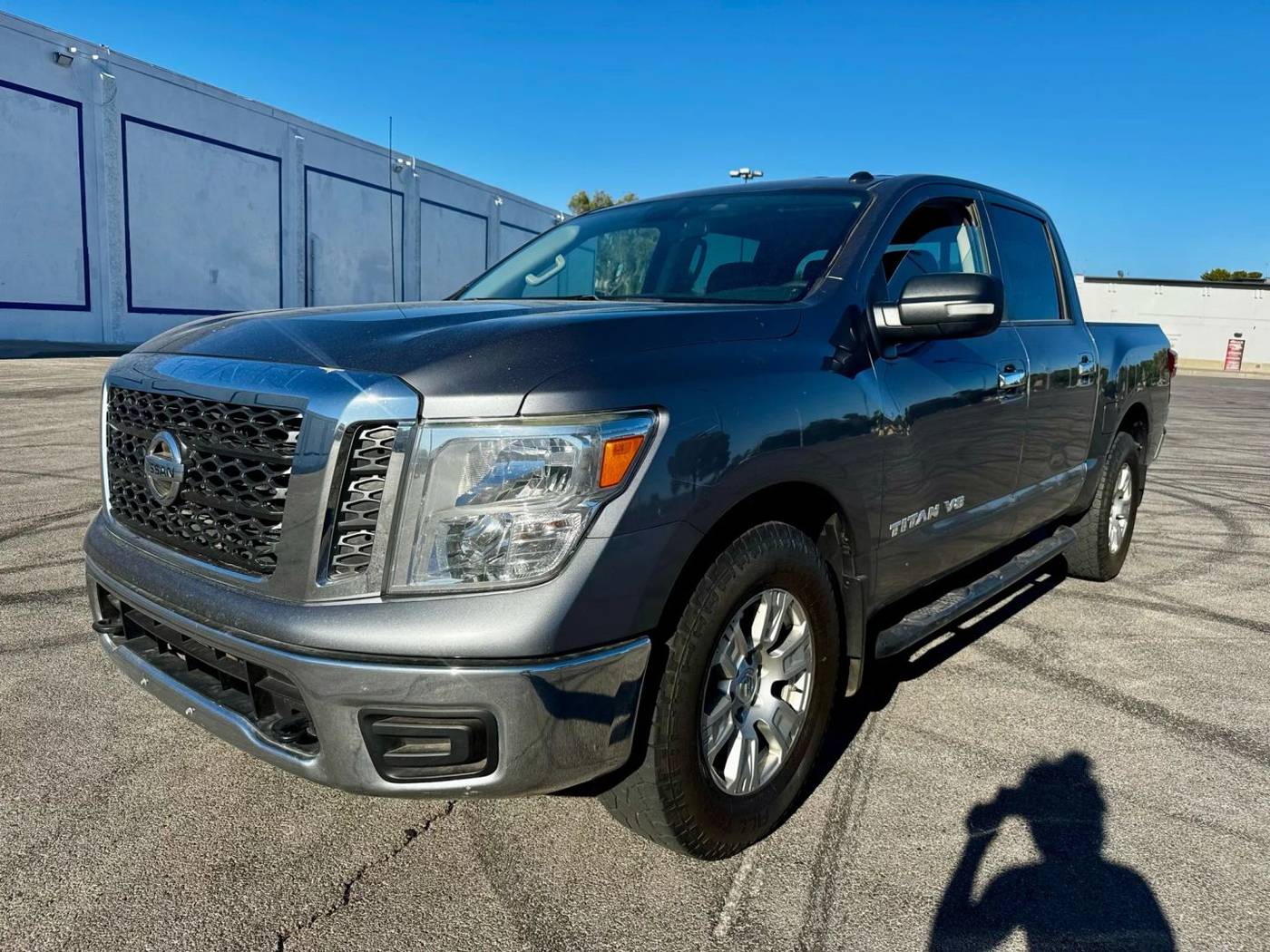 2018 Nissan Titan SV — Pickup Truck — 184,418 mi — las vegas, NV