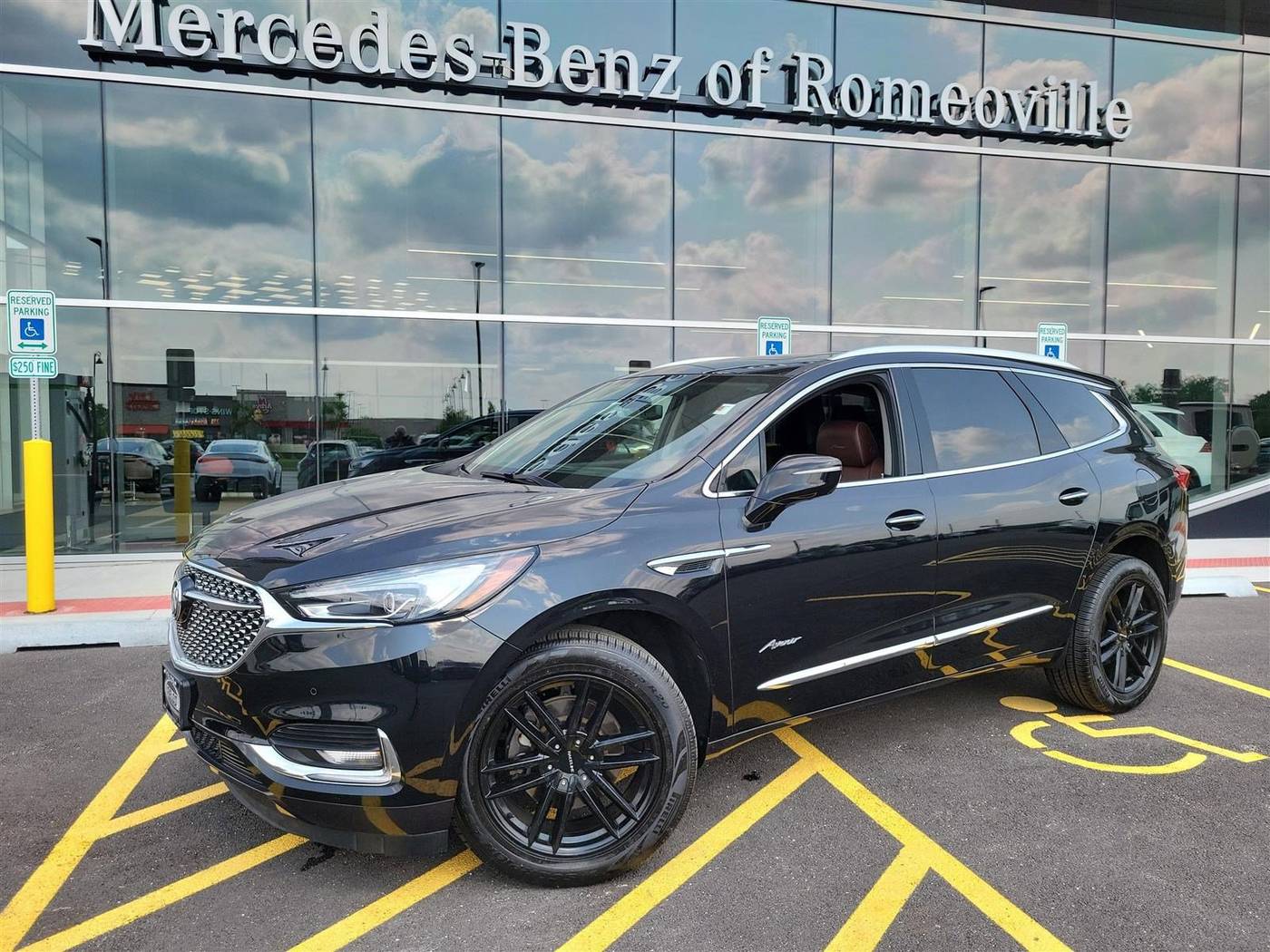 2019 Buick Enclave Avenir — SUV — 83,529 mi — Romeoville, IL