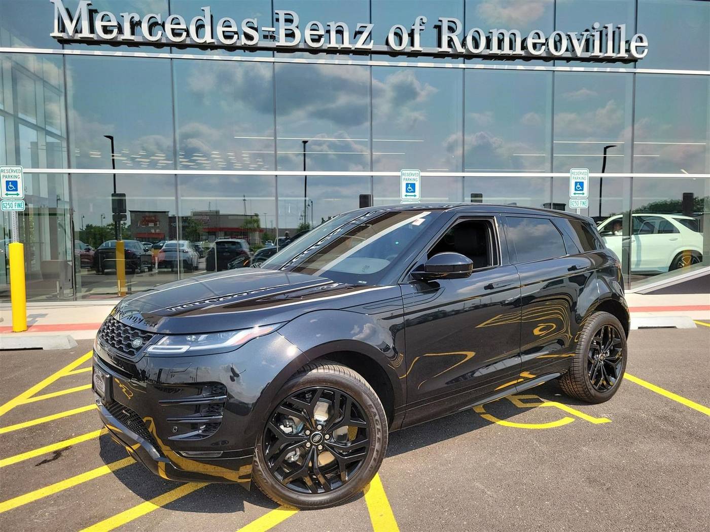 2023 Land Rover Range Rover Evoque R-Dynamic SE — SUV — 14,579 mi — Romeoville, IL