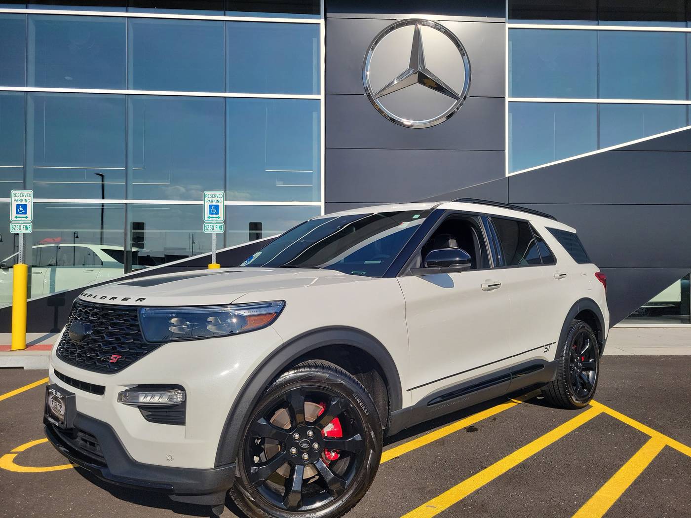 2022 Ford Explorer ST — SUV — 38,665 mi — Romeoville, IL
