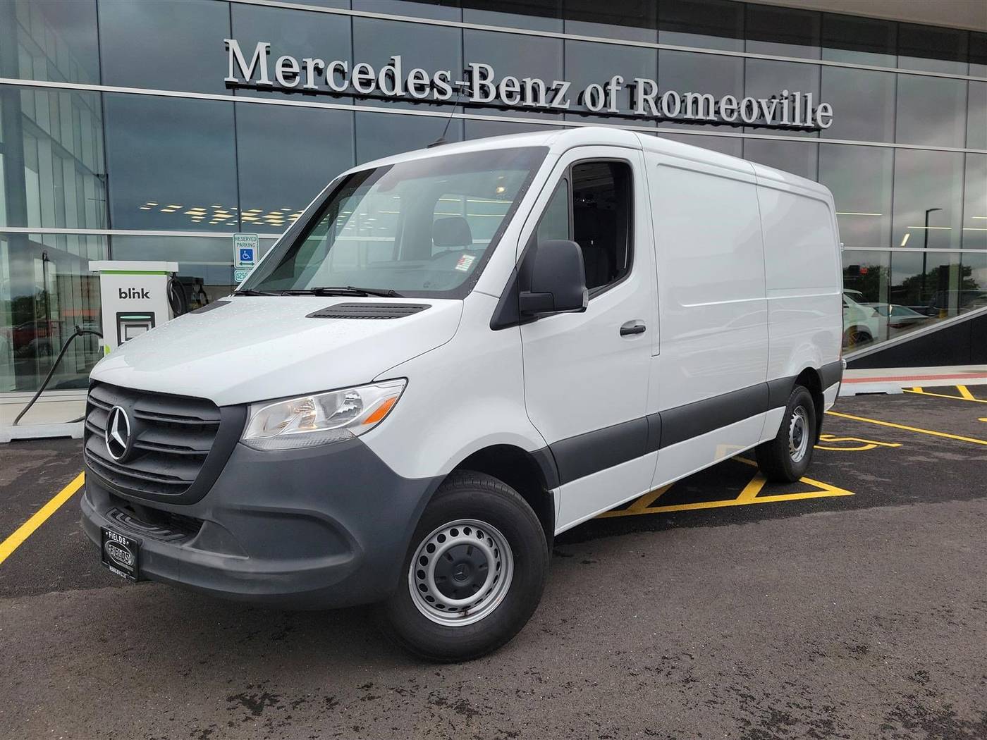 2023 Mercedes-Benz Sprinter Cargo Van 2500 — Cargo Van — 5,854 mi — Romeoville, IL