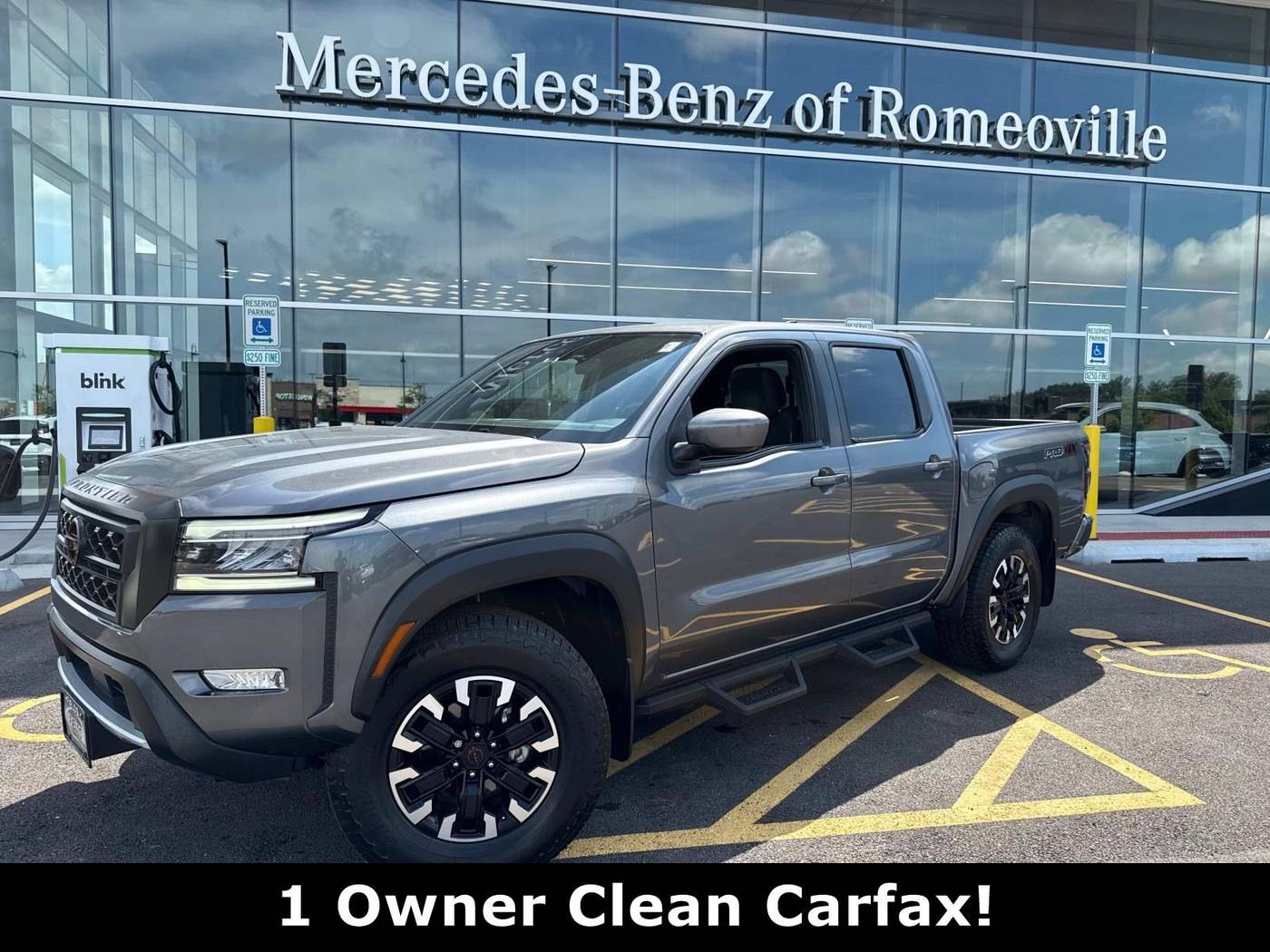 2023 Nissan Frontier PRO-4X — Pickup Truck — 24,827 mi — Romeoville, IL