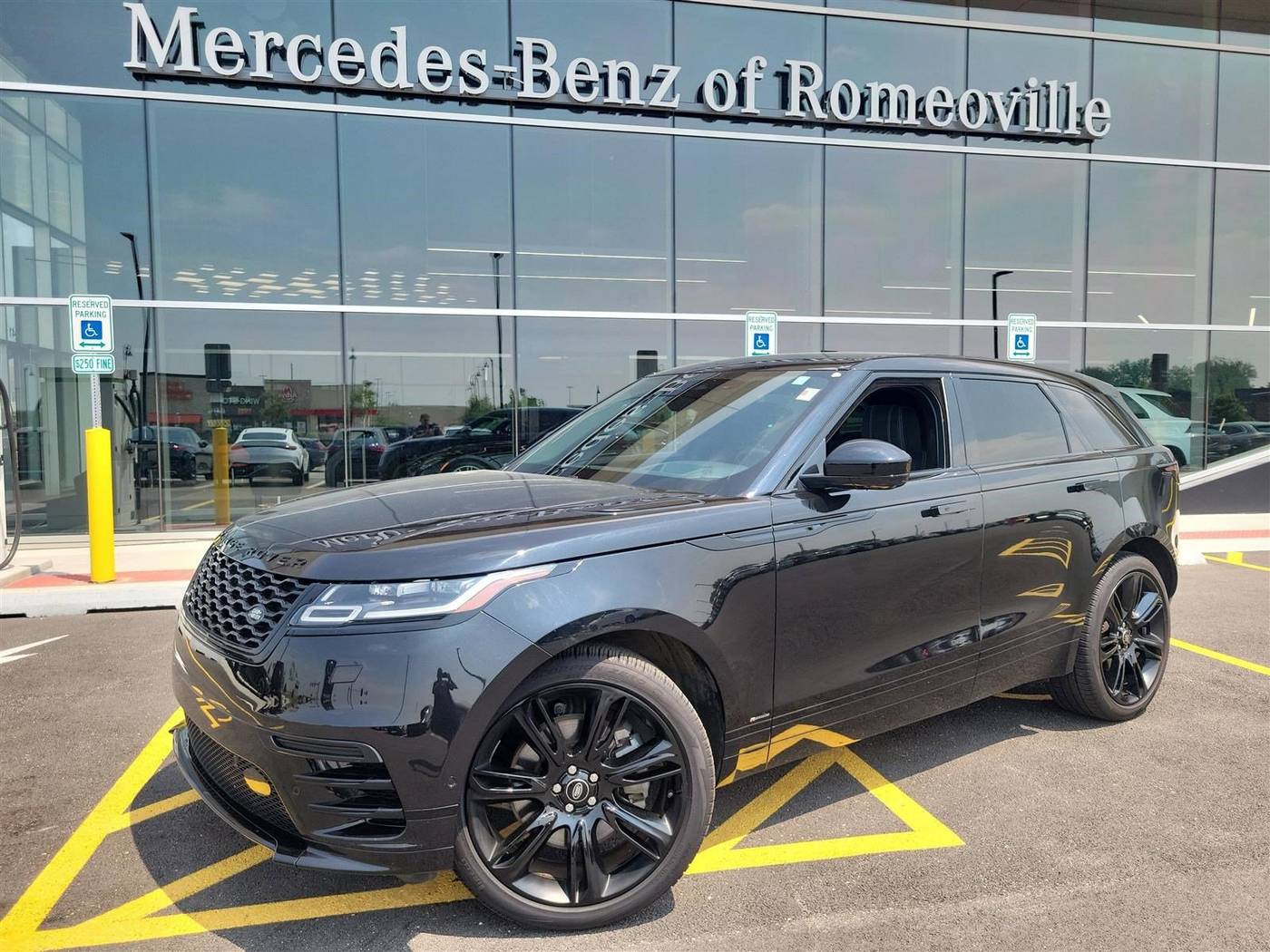 2021 Land Rover Range Rover Velar R-Dynamic HSE — SUV — 17,355 mi — Romeoville, IL