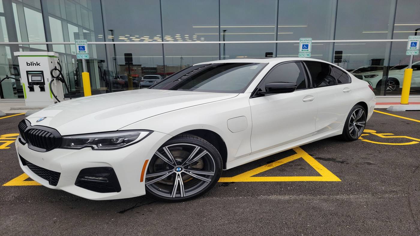 2021 BMW 3 Series 330e — Sedan — 57,073 mi — Romeoville, IL