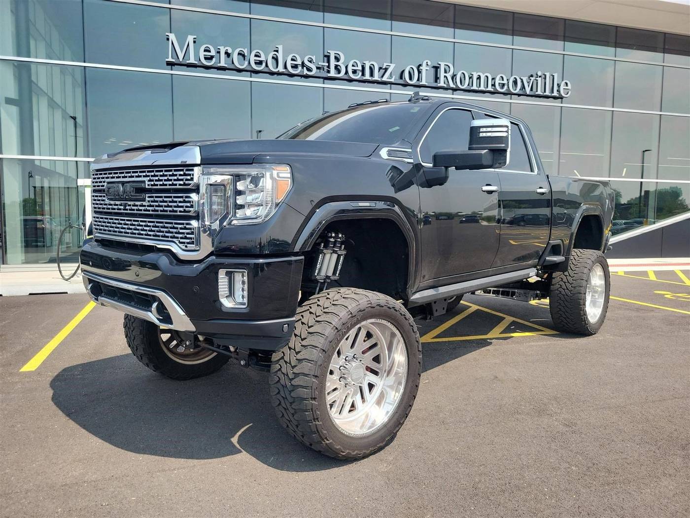 2020 GMC Sierra 2500HD Denali — Pickup Truck — 33,977 mi — Romeoville, IL
