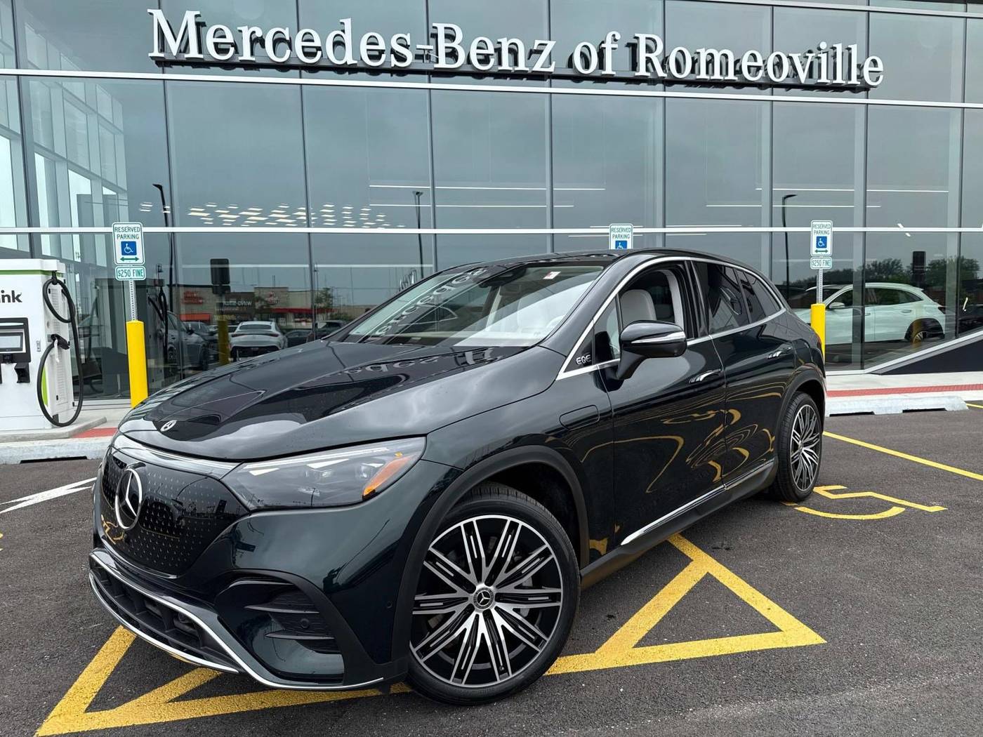 2023 Mercedes-Benz EQE SUV EQE 500 — SUV — 13,643 mi — Romeoville, IL