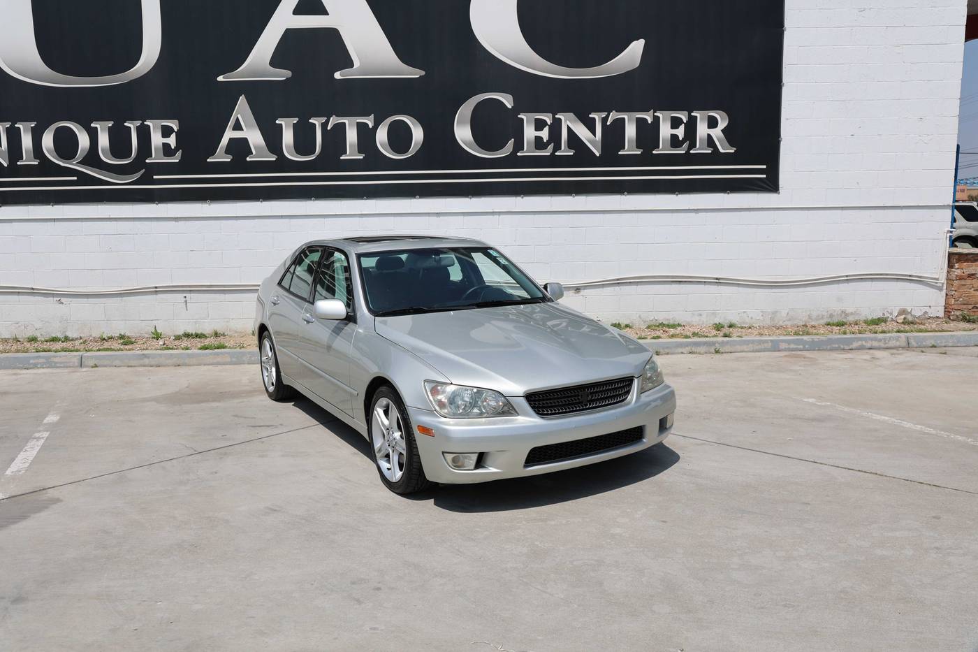 2003 Lexus IS IS 300 — Sedan — 163,478 mi — Bloomington, CA