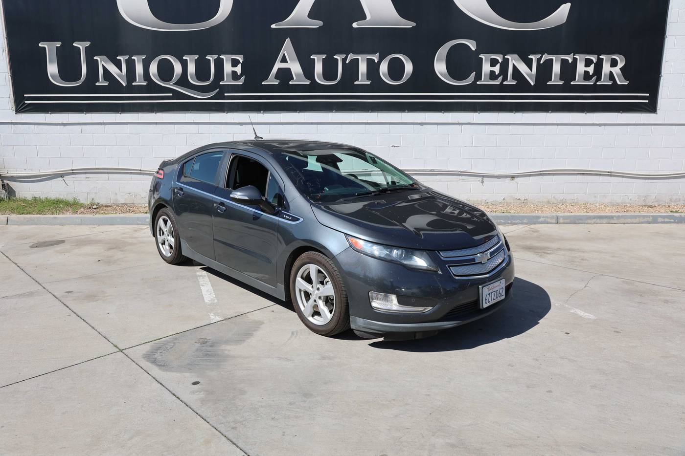 2013 Chevrolet Volt Base — Sedan — 123,353 mi — Bloomington, CA