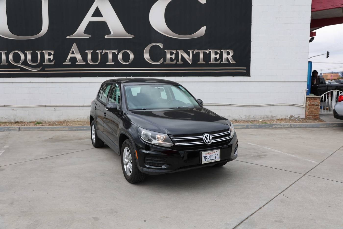2014 Volkswagen Tiguan S — SUV — 111,327 mi — Bloomington, CA