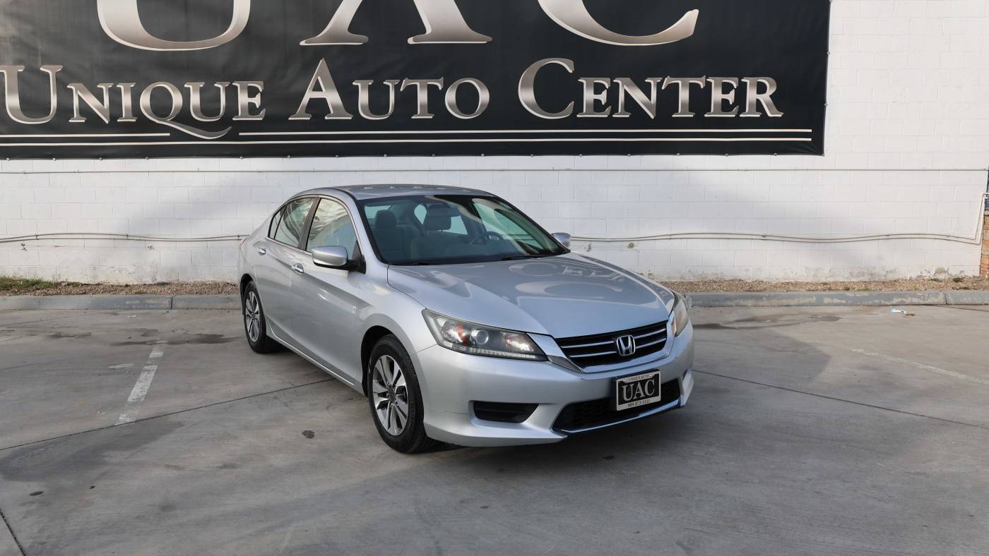 2013 Honda Accord LX — Sedan — 101,025 mi — Bloomington, CA