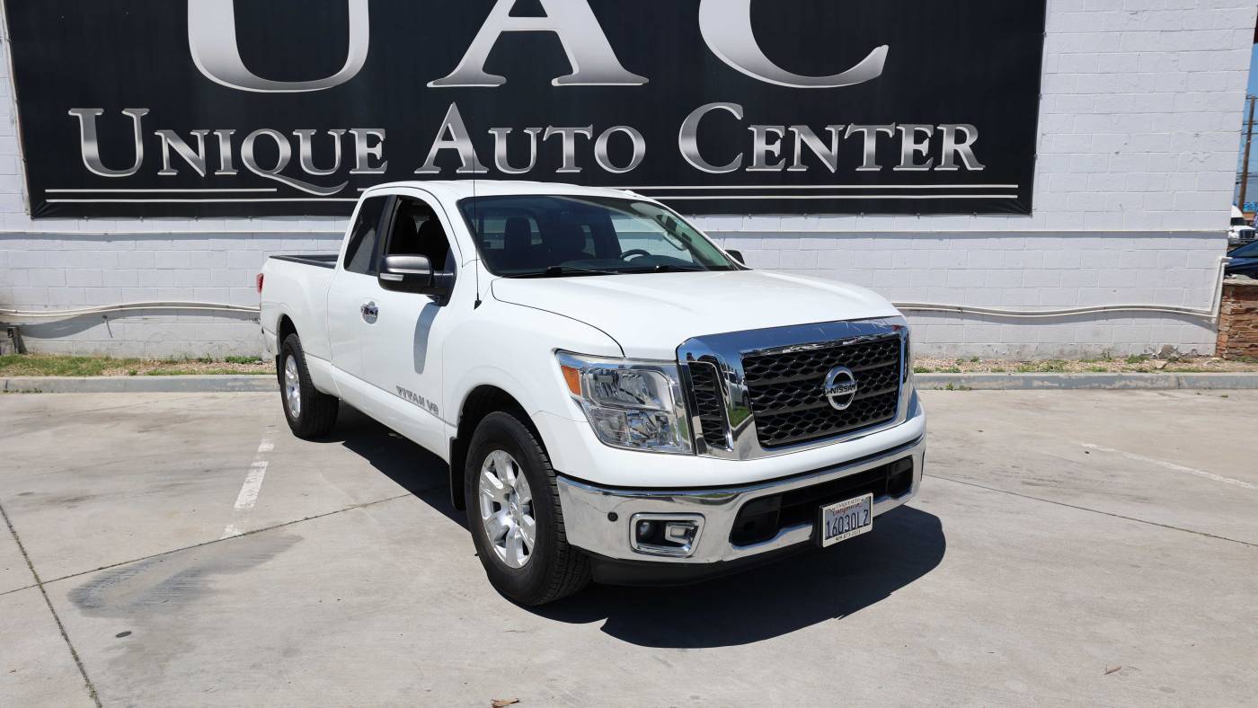 2018 Nissan Titan SV