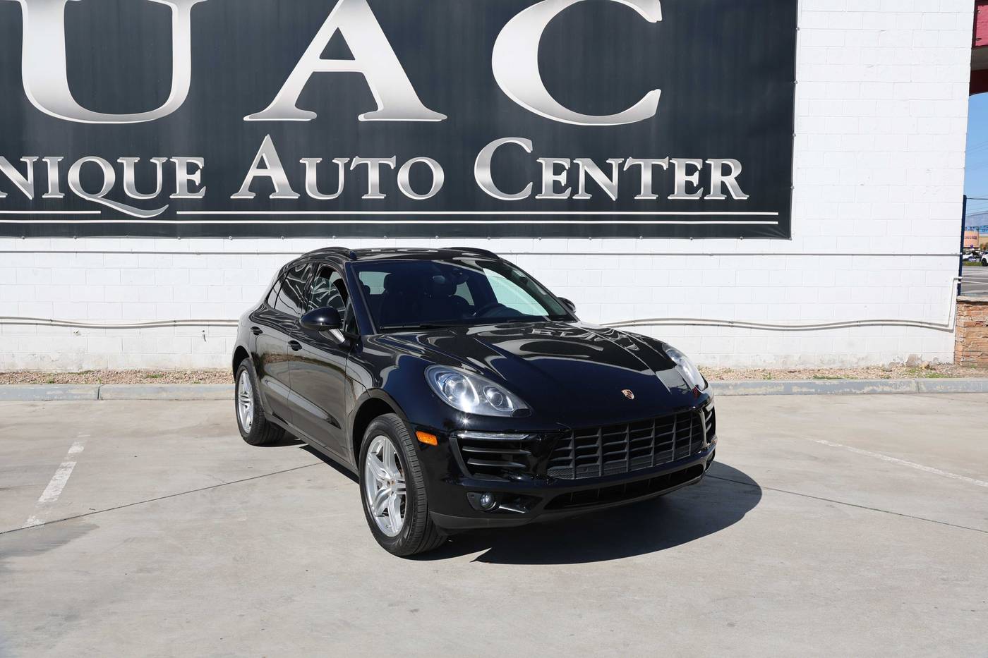 2017 Porsche Macan Standard — SUV — 93,617 mi — Bloomington, CA