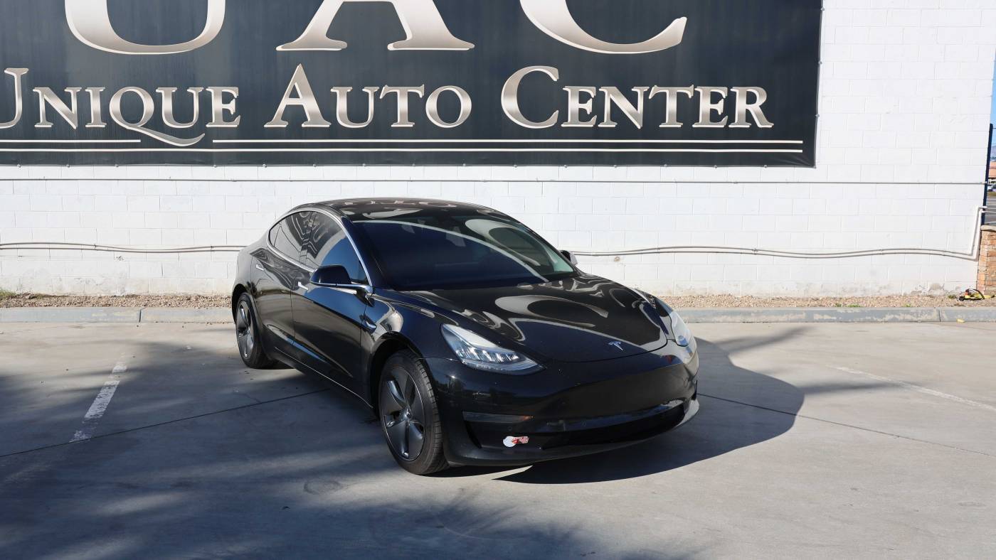 2018 Tesla Model 3 Long Range — Sedan — 121,936 mi — Bloomington, CA