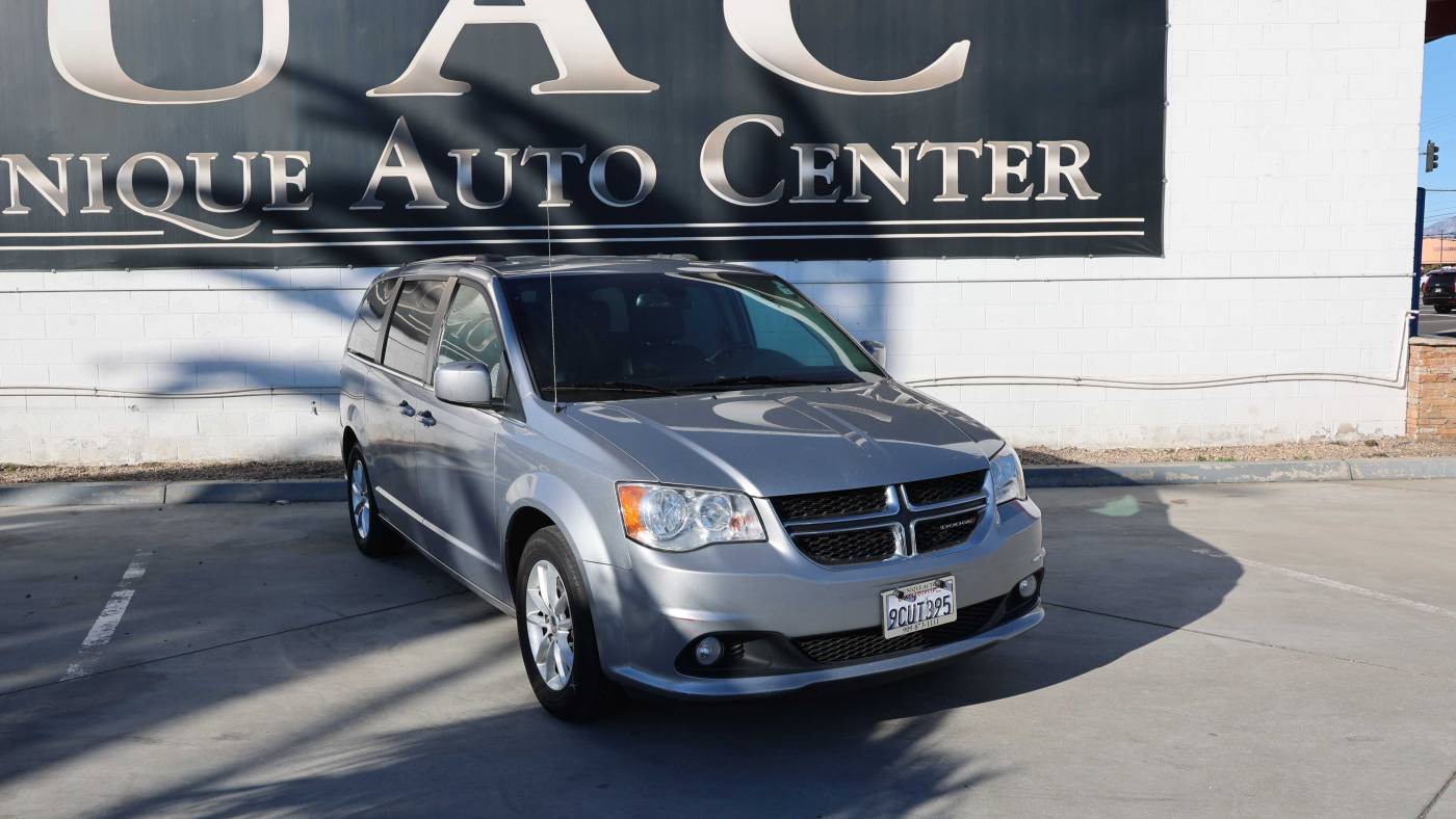 2019 Dodge Grand Caravan SXT — Minivan — 107,415 mi — Bloomington, CA