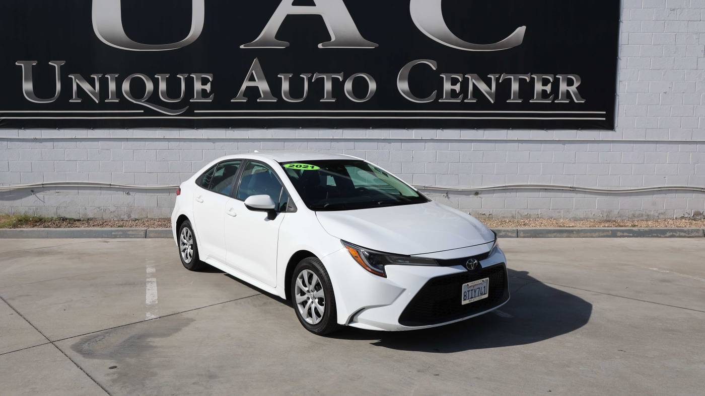 2021 Toyota Corolla LE — Sedan — 83,314 mi — Bloomington, CA