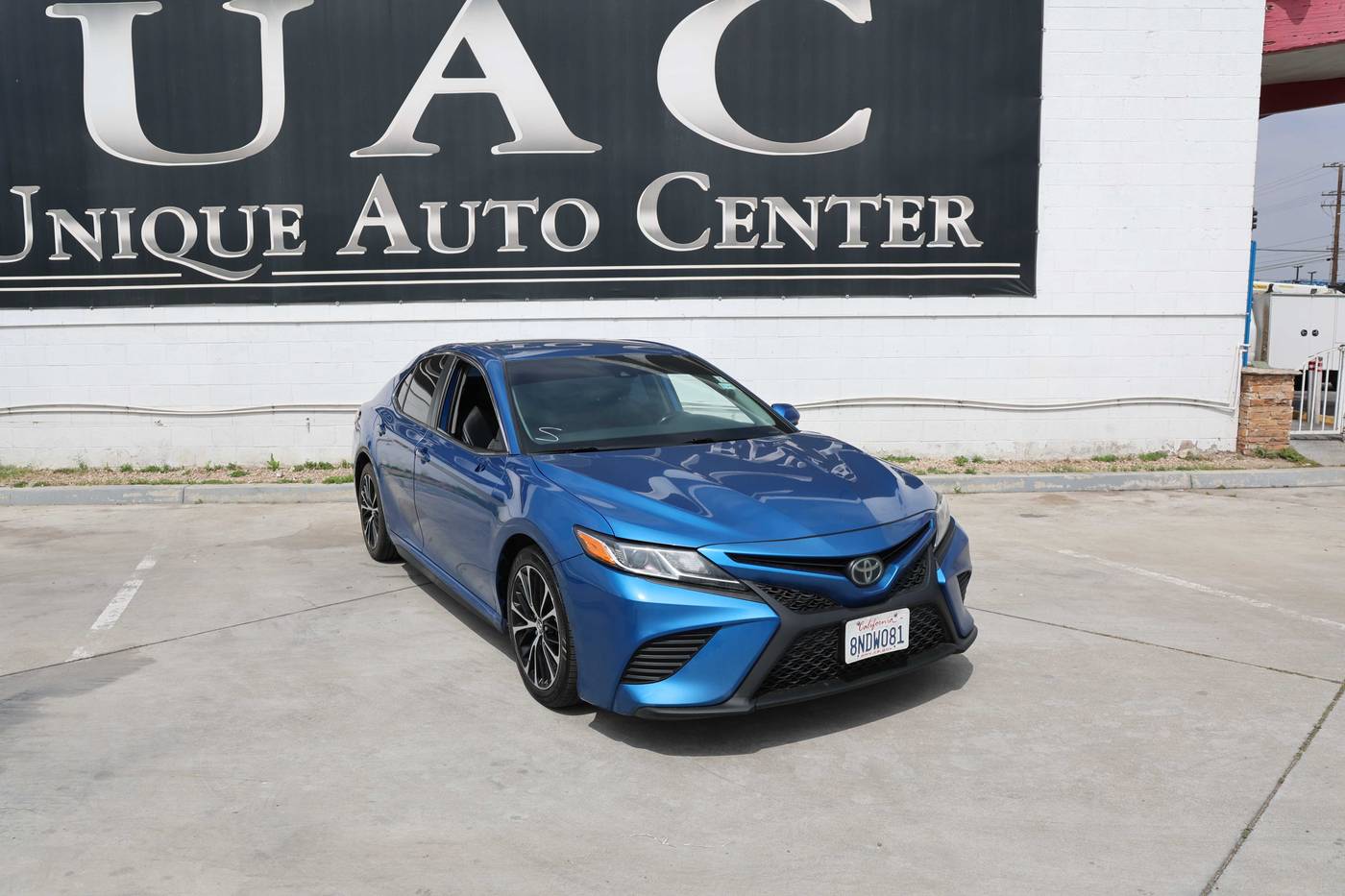 2019 Toyota Camry SE — Sedan — 111,654 mi — Bloomington, CA