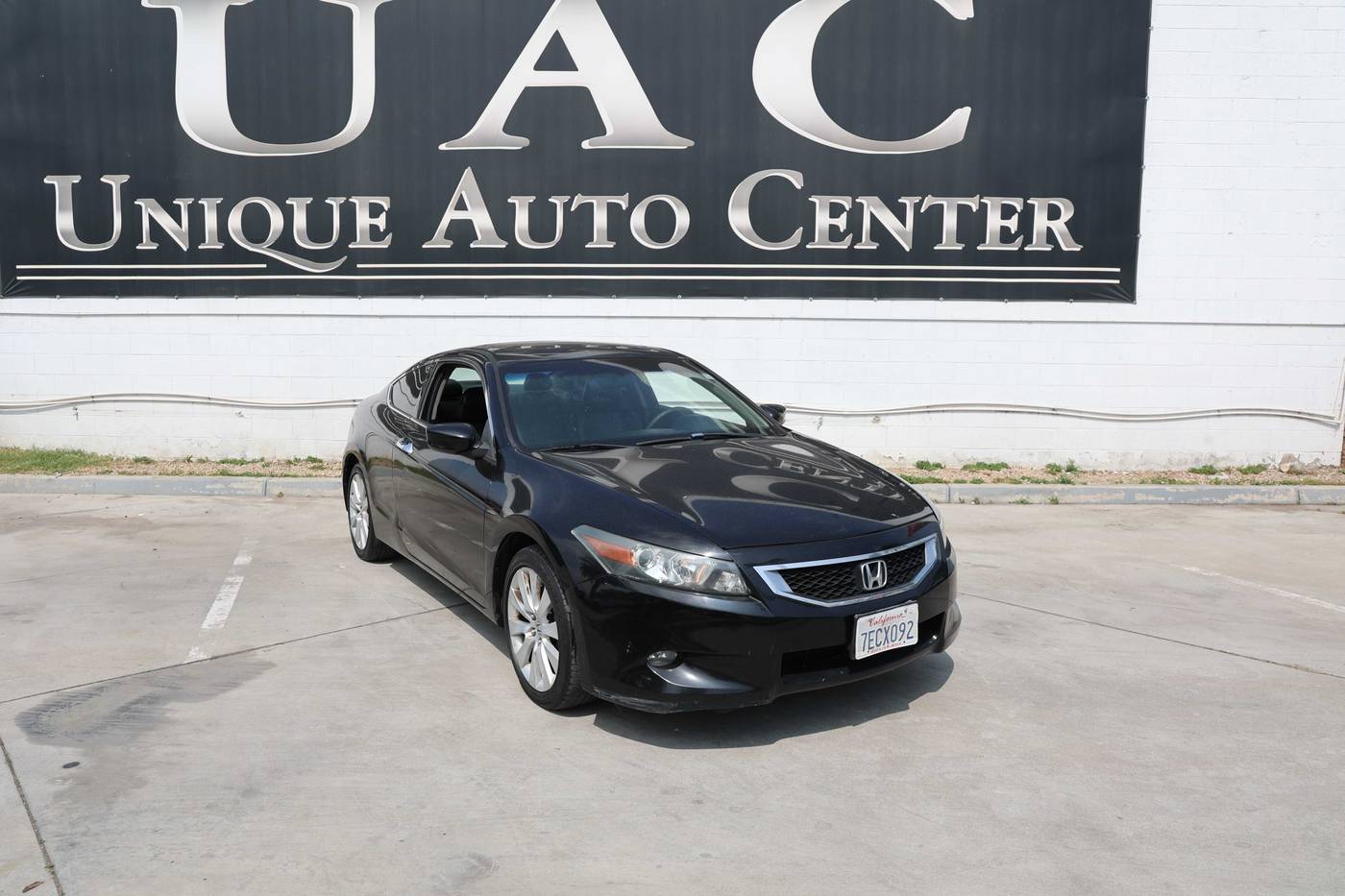 2010 Honda Accord EX-L V6 — Coupe — 154,804 mi — Bloomington, CA
