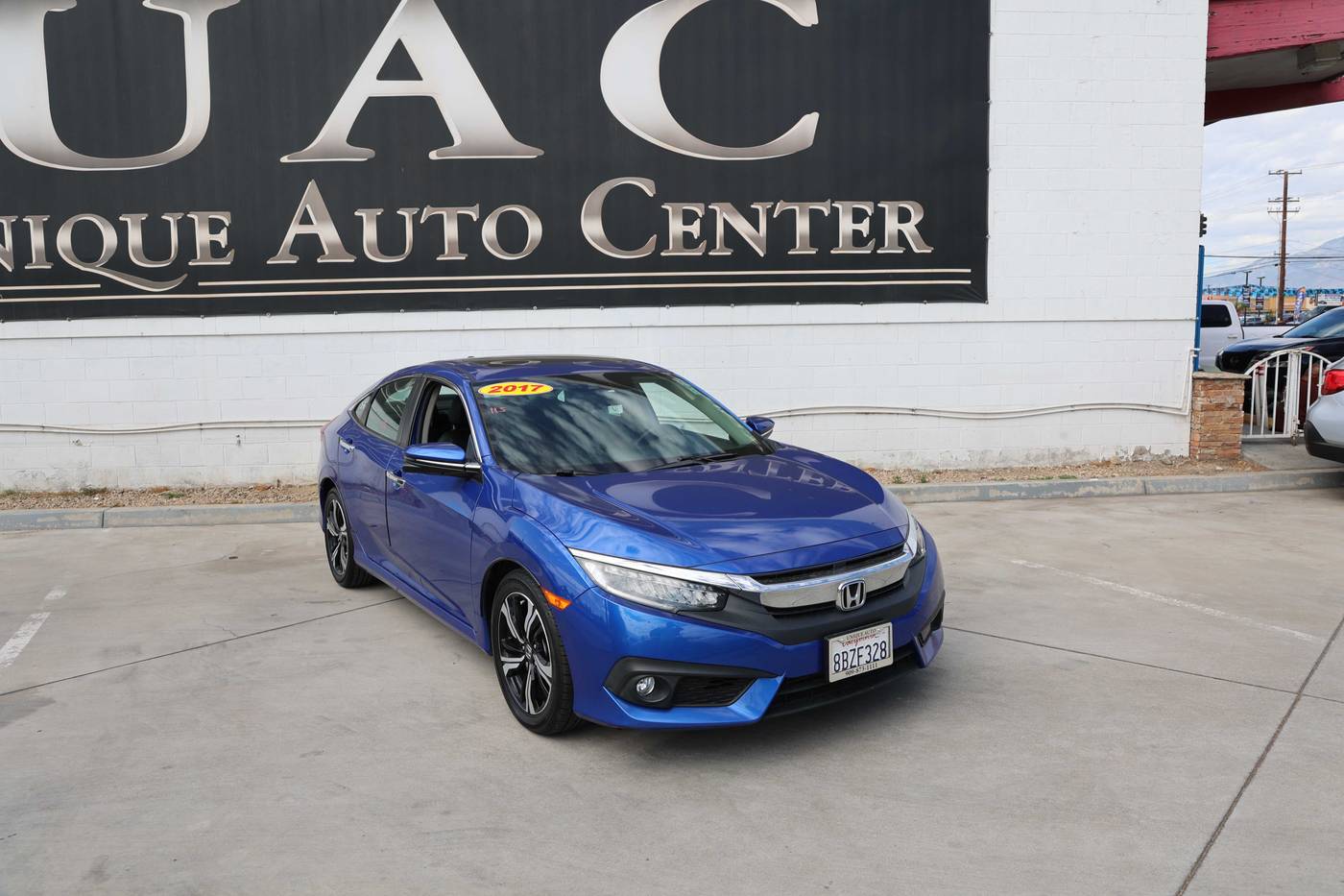 2017 Honda Civic Touring — Sedan — 139,035 mi — Bloomington, CA