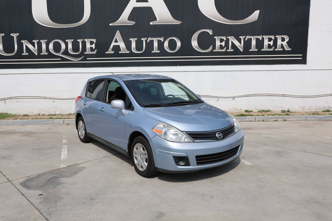 2010 Nissan Versa 1.8 S — Hatchback — 164,233 mi — Bloomington, CA