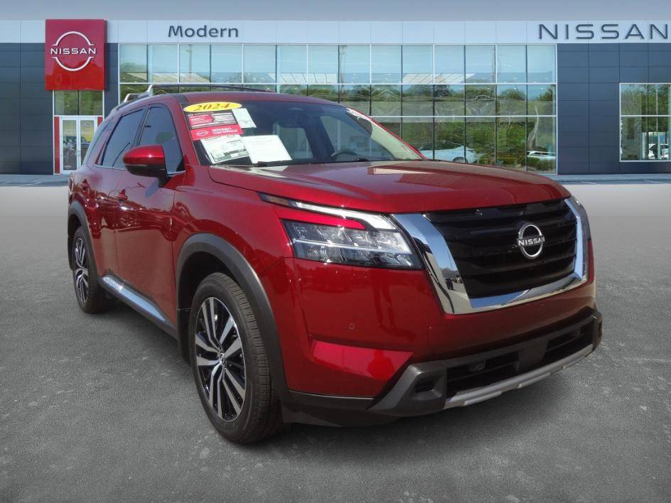 2024 Nissan Pathfinder Platinum — SUV — 8,382 mi — Concord, NC