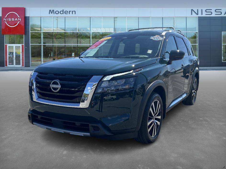 2025 Nissan Pathfinder Platinum — SUV — 3,159 mi — Concord, NC