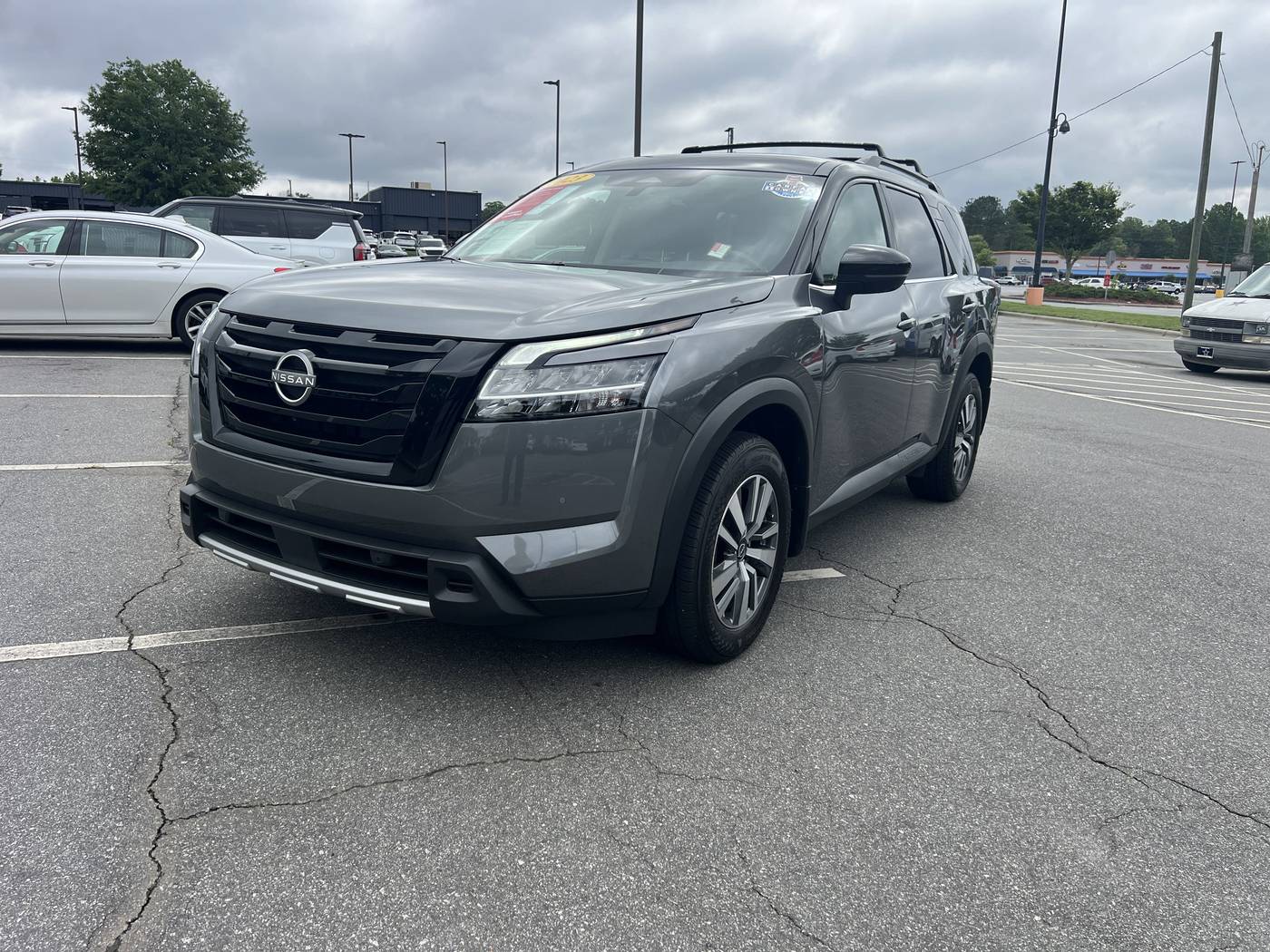 2023 Nissan Pathfinder SL — SUV — 17,376 mi — Concord, NC