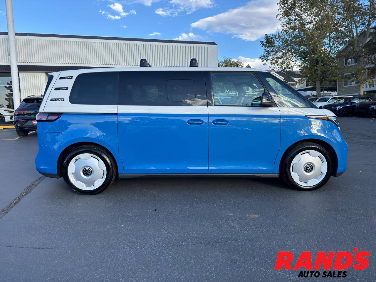 2025 Volkswagen ID.Buzz 1st Edition — Minivan — 2,272 mi — North Salt Lake, UT