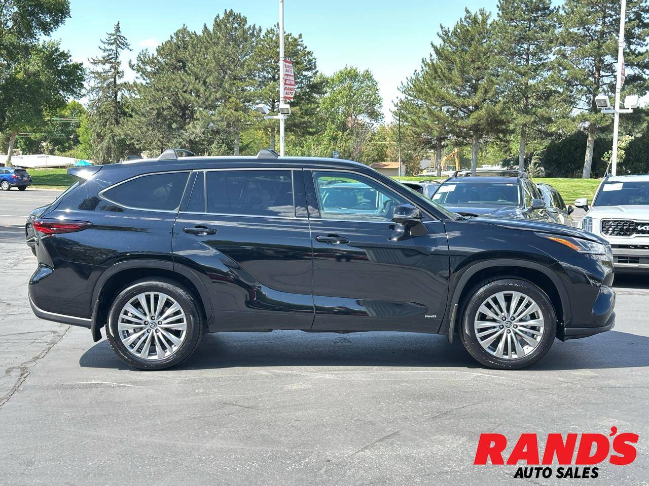 2024 Toyota Highlander Hybrid Platinum — SUV — 7,650 mi — North Salt Lake, UT