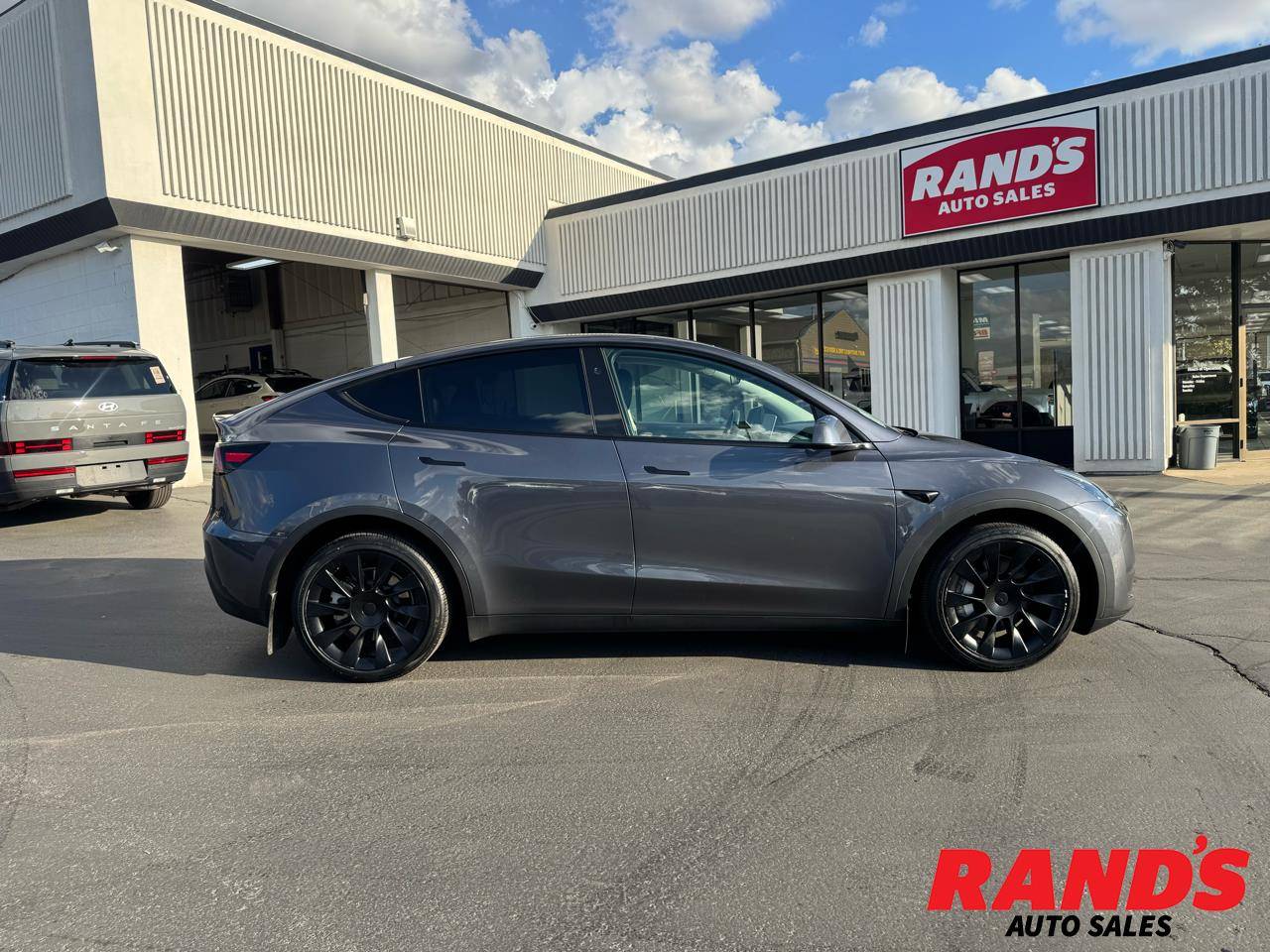2023 Tesla Model Y Long Range — SUV — 27,490 mi — North Salt Lake, UT