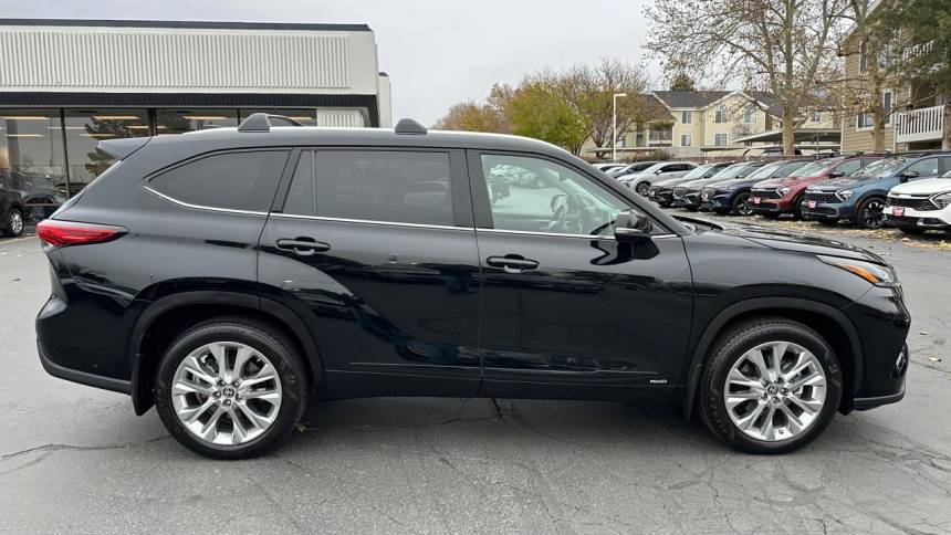 2023 Toyota Highlander Hybrid Limited — SUV — 13,558 mi — North Salt Lake, UT