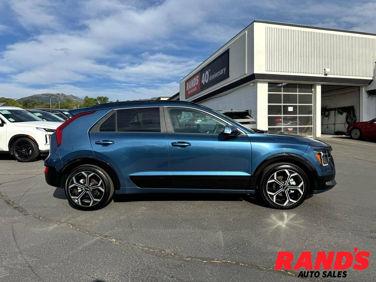2023 Kia Niro Hybrid EX Touring — SUV — 24,800 mi — North Salt Lake, UT