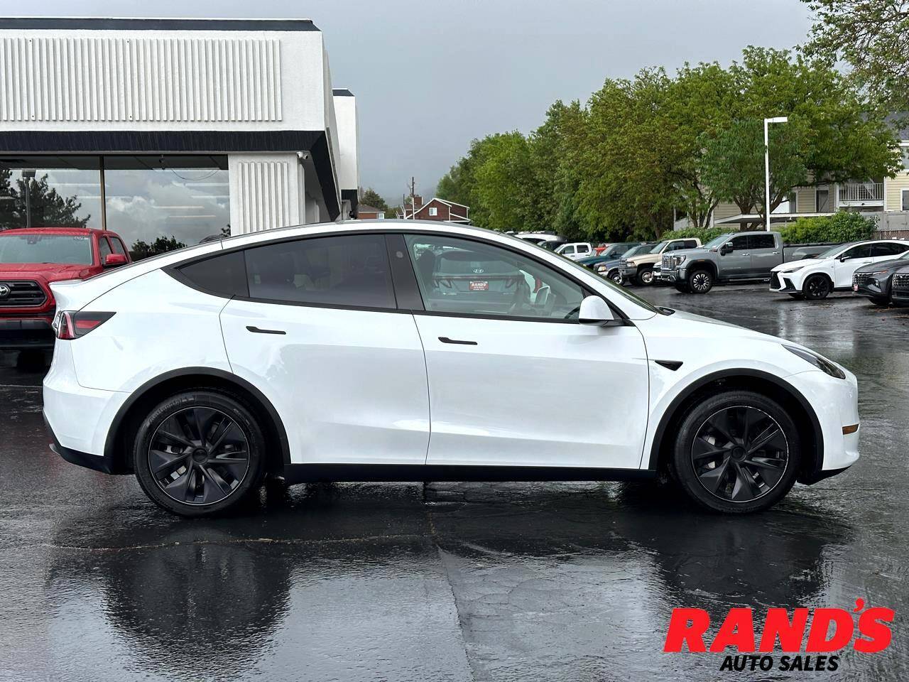 2025 Tesla Model Y Long Range — SUV — 7,902 mi — North Salt Lake, UT