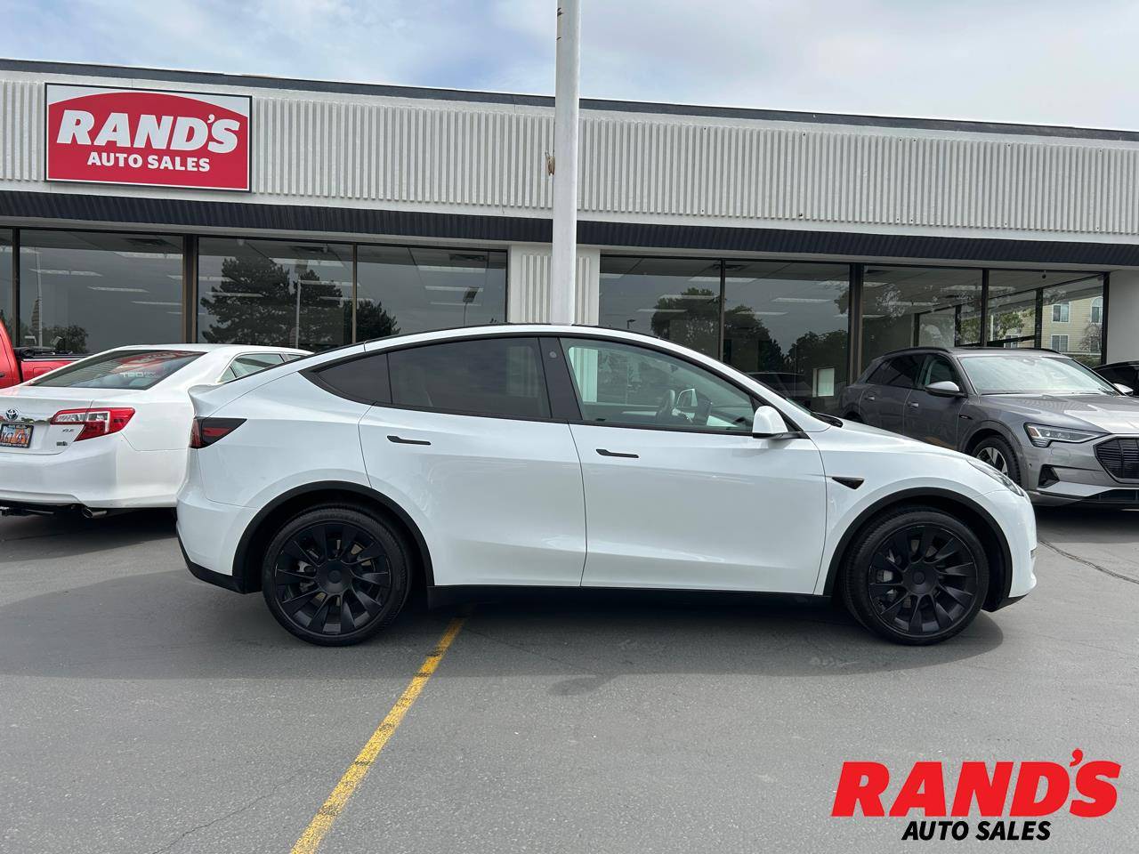 2023 Tesla Model Y Long Range — SUV — 27,334 mi — North Salt Lake, UT