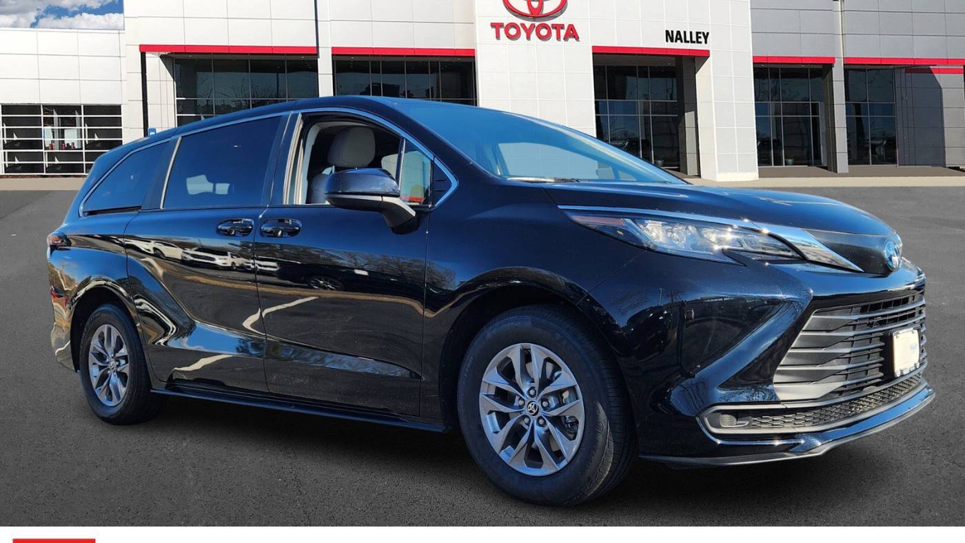 2023 Toyota Sienna LE — Minivan — 36,674 mi — Roswell, GA
