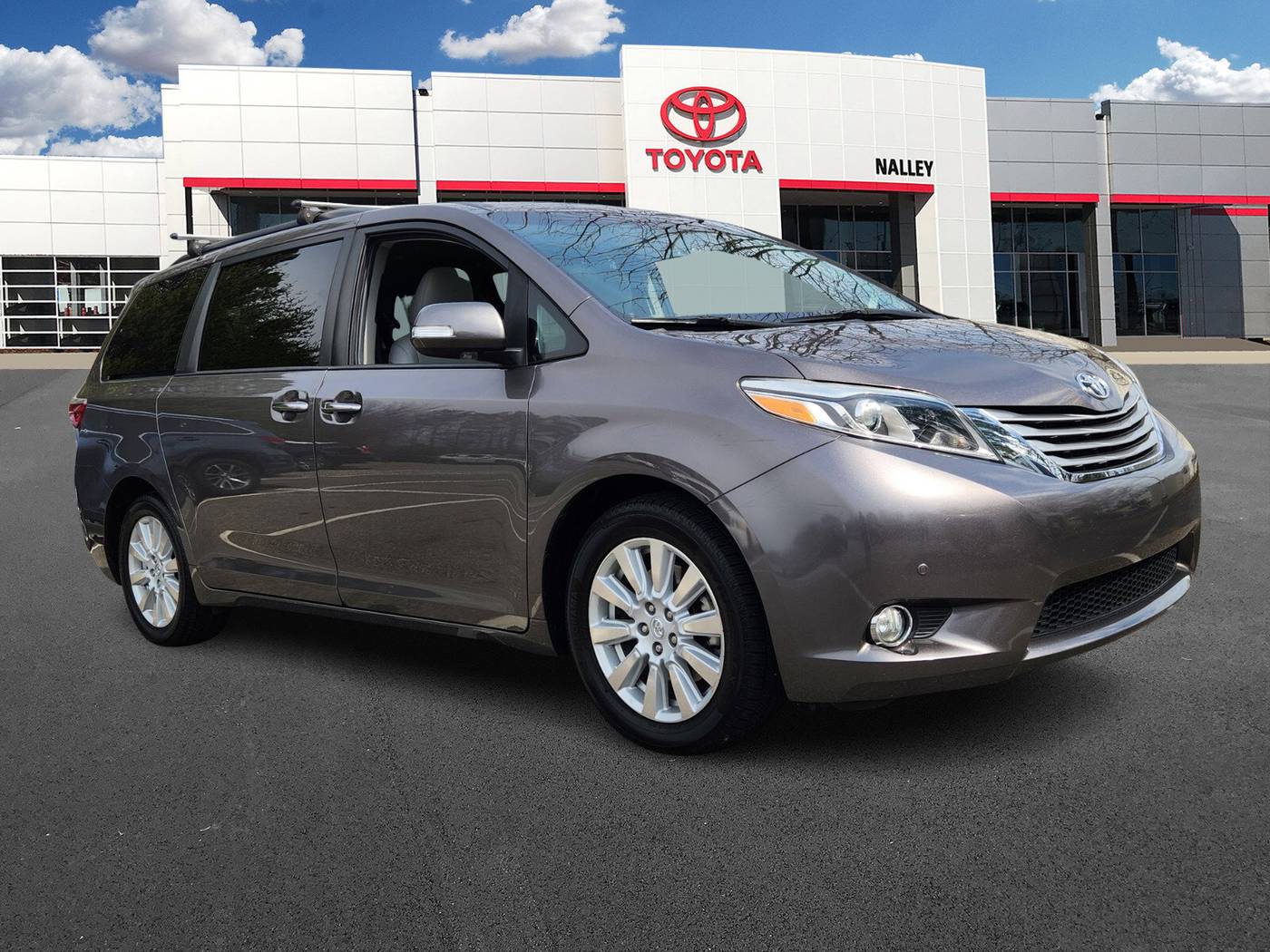 2017 Toyota Sienna XLE — Minivan — 117,408 mi — Roswell, GA