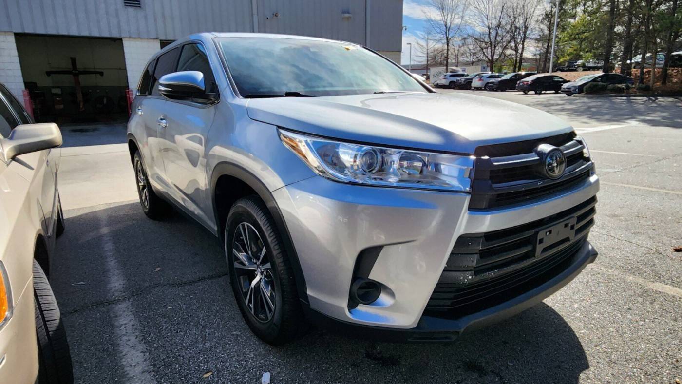 2019 Toyota Highlander LE V6 — SUV — 88,481 mi — Roswell, GA