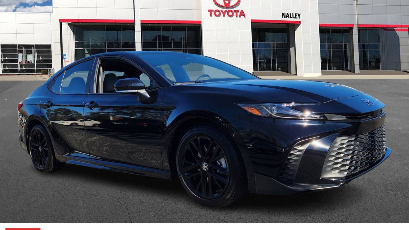 2025 Toyota Camry SE — Sedan — 3,039 mi — Roswell, GA