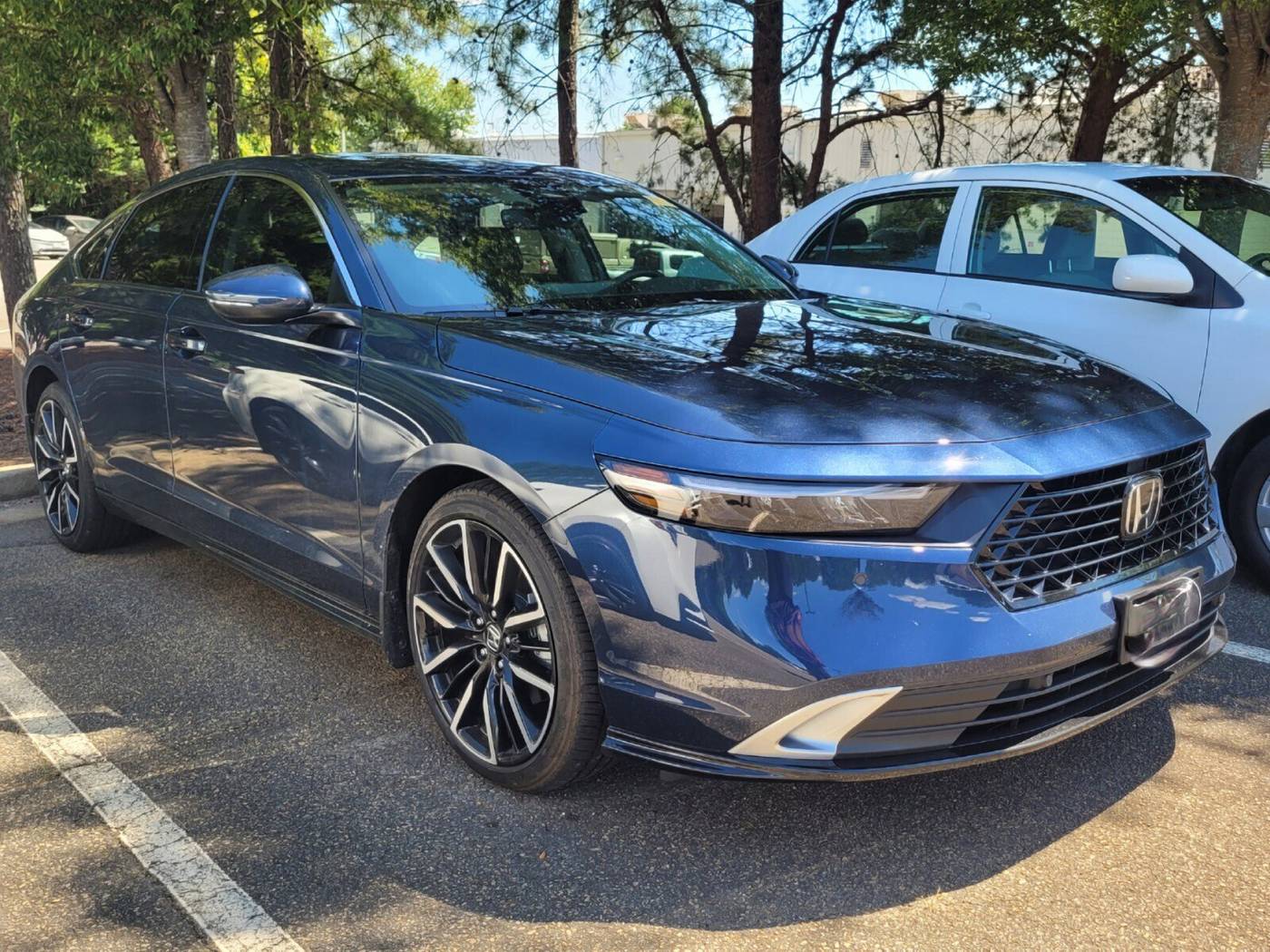 2025 Honda Accord Hybrid Touring — Sedan — 6,480 mi — Roswell, GA
