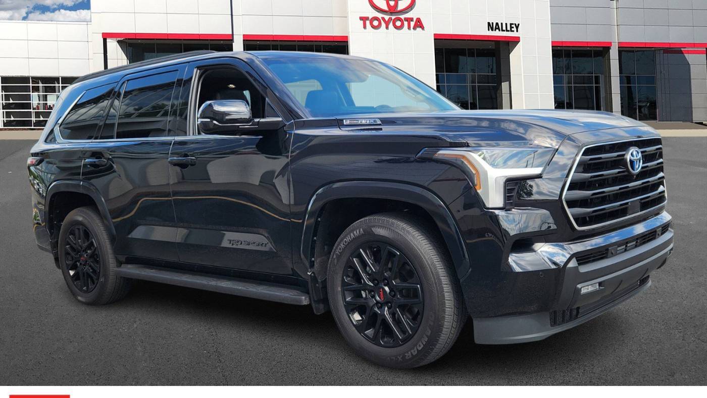 2024 Toyota Sequoia SR5