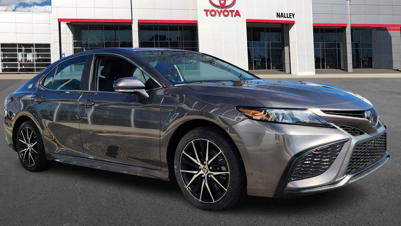 2023 Toyota Camry SE — Sedan — 47,854 mi — Roswell, GA