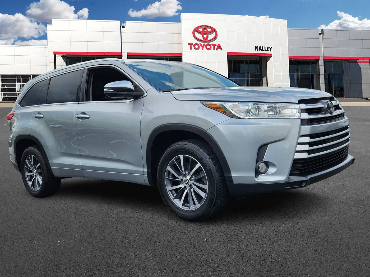 2017 Toyota Highlander XLE — SUV — 158,564 mi — Roswell, GA