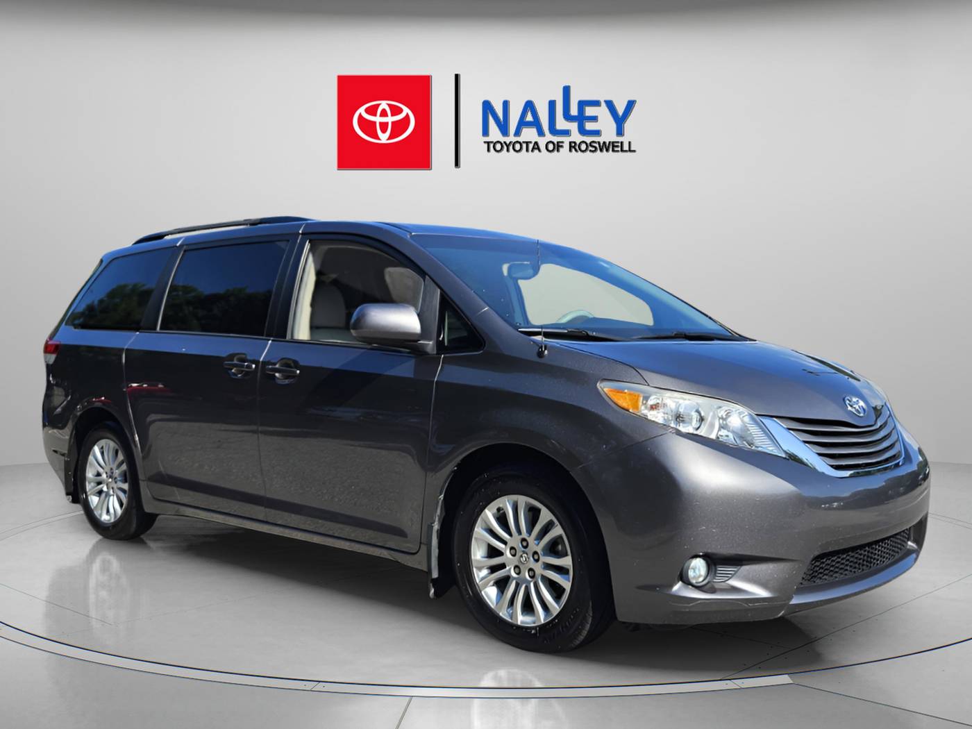 2011 Toyota Sienna XLE — Minivan — 153,989 mi — Roswell, GA