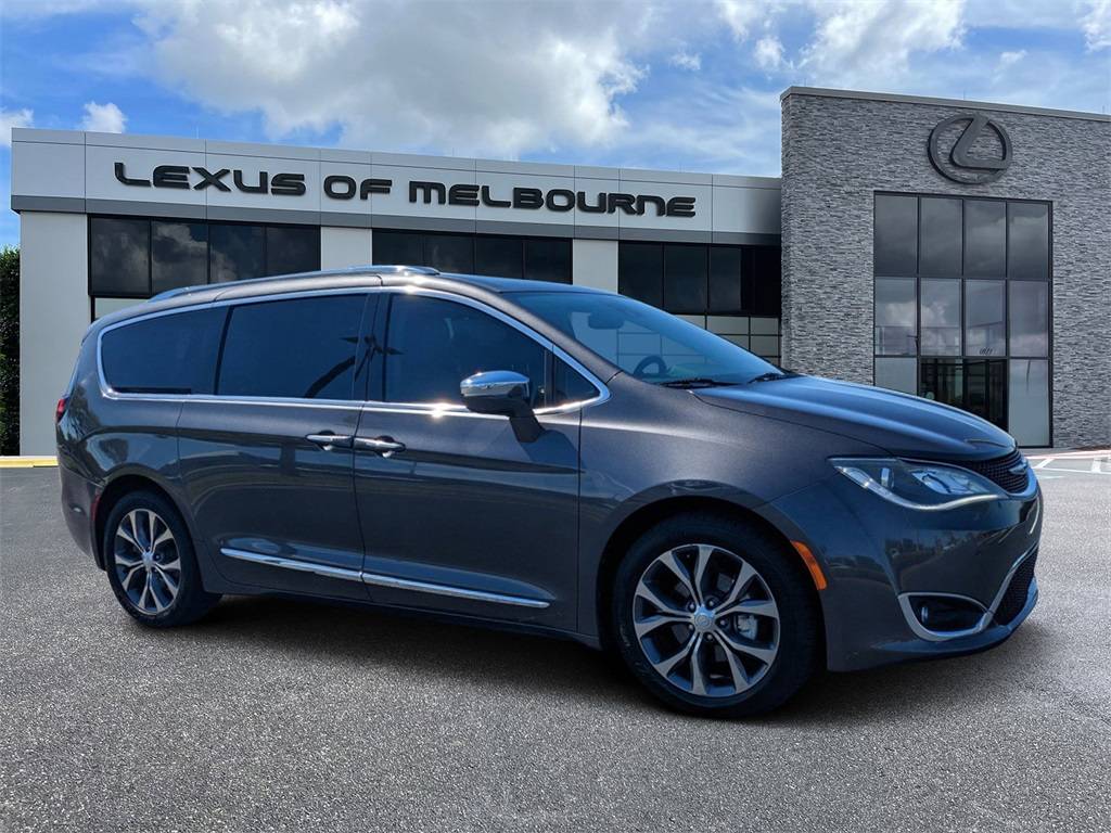 2017 Chrysler Pacifica Limited — Minivan — 77,094 mi — Viera, FL
