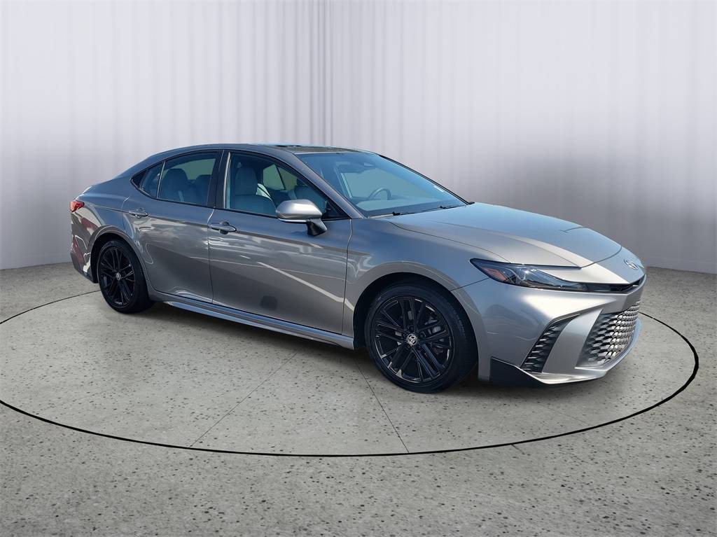 2025 Toyota Camry Hybrid SE — Sedan — 3,953 mi — Viera, FL