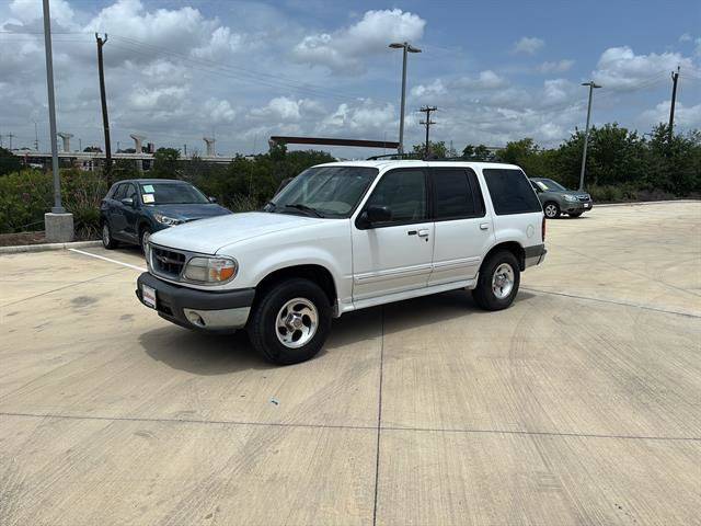 2000 Ford Explorer XLT — SUV — 120,656 mi — Selma, TX
